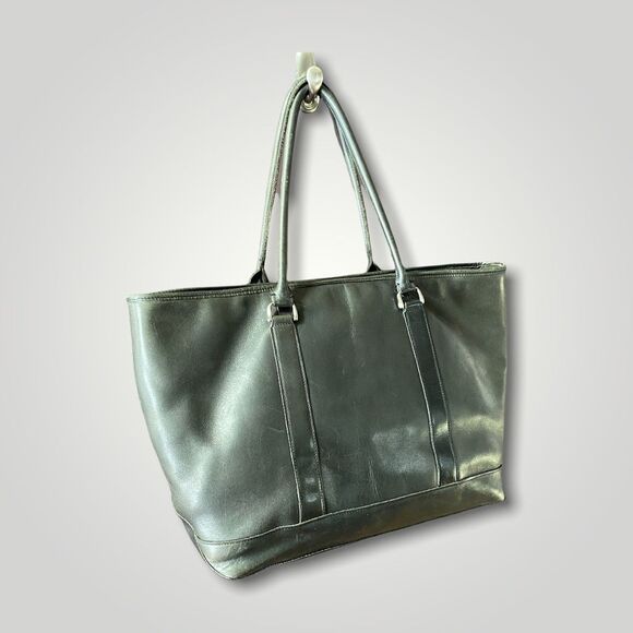 L.L. Bean Handbags - L.L. Bean Large Town & Field Leather Tote Green Animal Print Lining